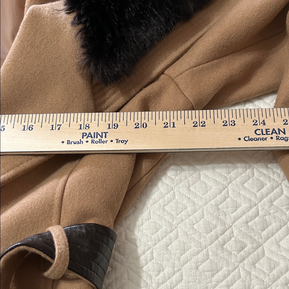 Via Spiga Tan Wool Blend Coat with Dark Brown Details - Picture 6 of 7